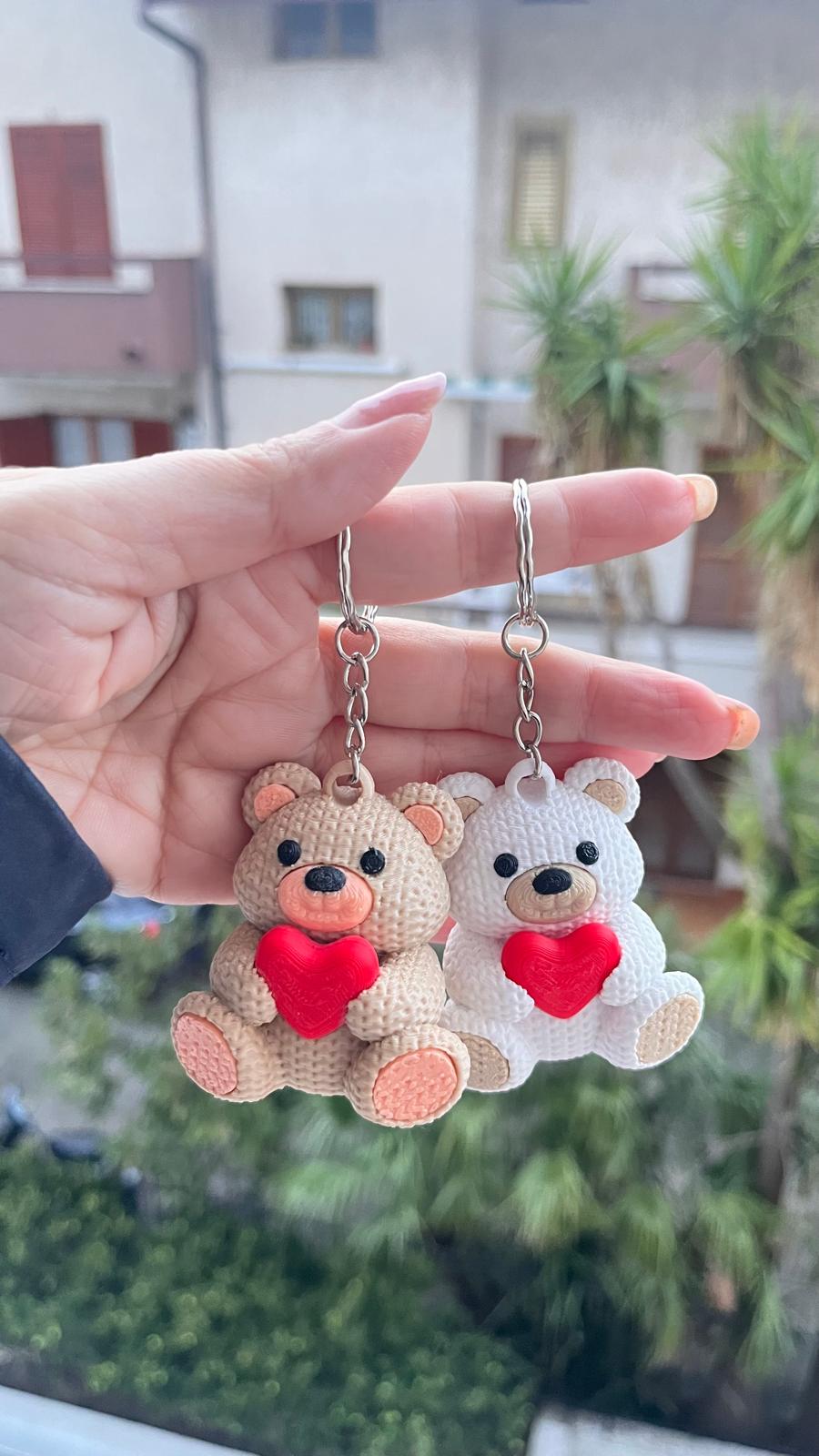 Portachiavi Orsetto con Cuore in Stampa 3D – Idea Regalo Romantica