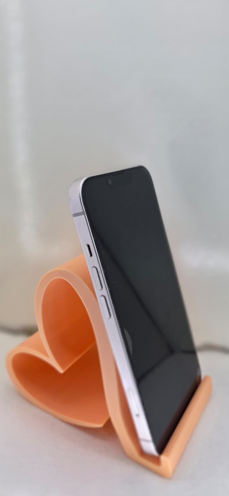 Porta cellulare a forma di cuore – Accessorio da scrivania in stampa 3D artigianale